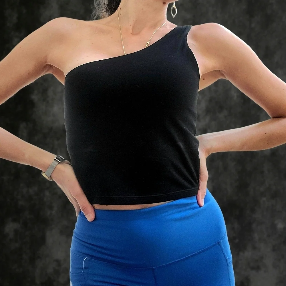 NWT Set Of 3 (2 Black And White Dance/Practice/Athletic Tops) & Blue Leggins XS